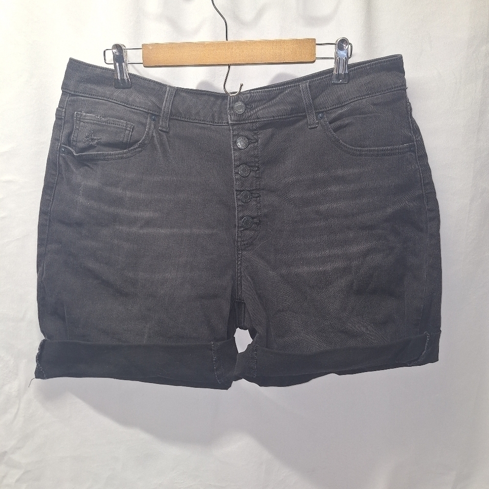 Time and true black button up crotch women's 18
